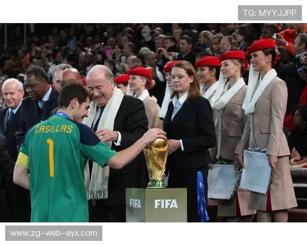 传奇门将退役仪式温情上演，球迷泪洒球场