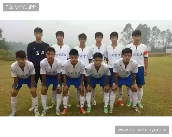 大连英博林良铭禁区劲射，锁定胜局